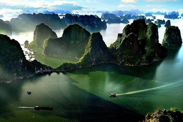 2026年 10/13 越南胡志明．富國島．河內(下龍灣)豪華10日遊